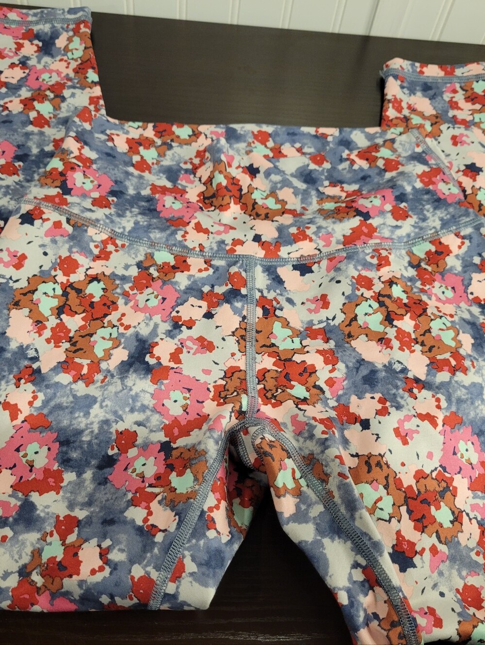 Aerie Chill Play Move High Waisted Floral Leggings Pink Blue Size L Large